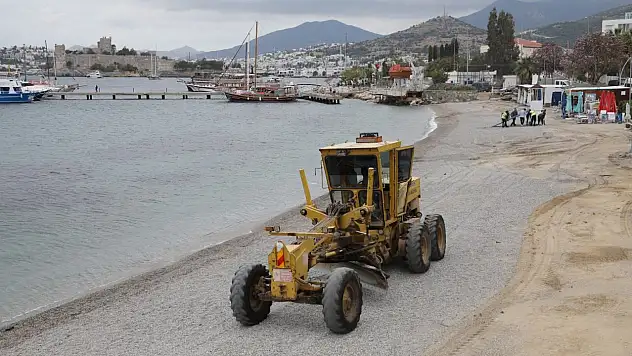 Belediye Halk Plajlarında Son Hazırlıklar