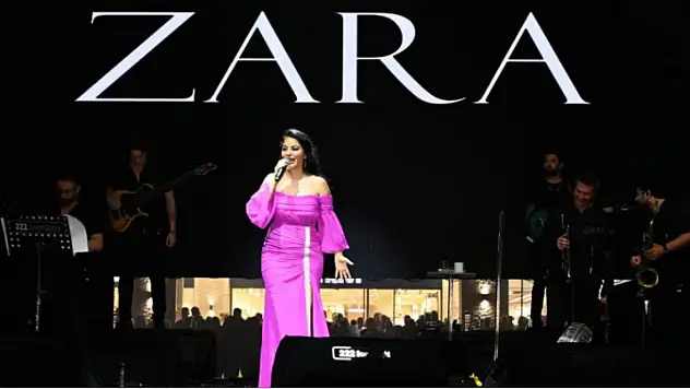 Binlerce Ispartalı, Zara'nın şarkılarıyla doyasıya eğlendi