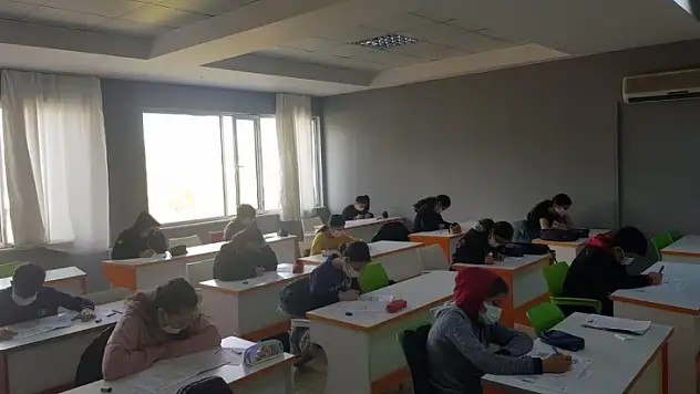 Birey Eğitim Kurumları bursluluk sınavları yapıldı 