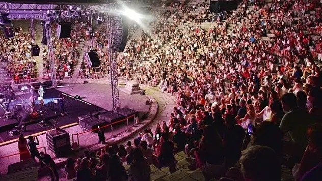 Bodrum konserleri Sertap Erener ile başladı