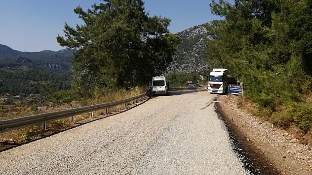 Büyükşehir'den Marmaris'te 18 KM  yol Çalışması Daha