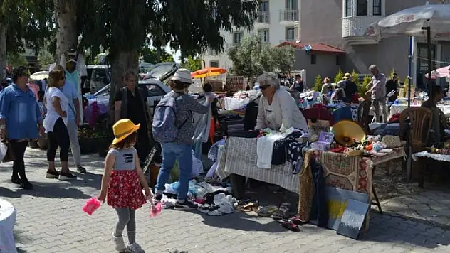 Çalış'ta ikinci el pazarı