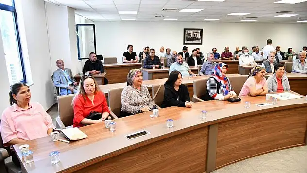 Cami Mahallesi'nden Karaca'ya teşekkür ziyareti