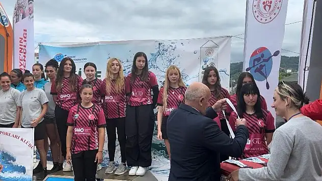 Dalaman Sarsala Spor Kulübü İntercity Rafting Türkiye Şampiyonu oldu