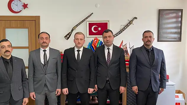 Demirel'den Ülkü Ocakları Genel Başkanı'na ziyaret