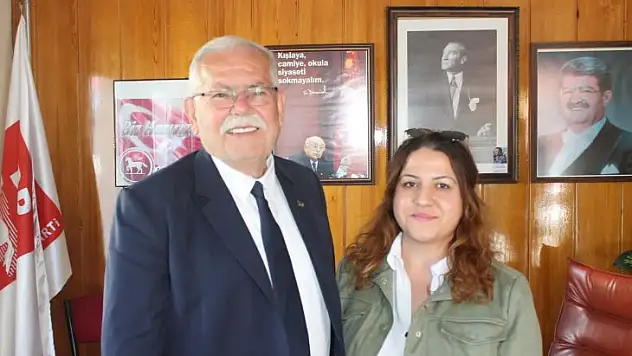 DEMOKRAT PARTİ'DE ROZET TAKIM TÖRENİ 