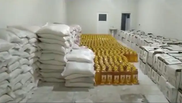 DEPREM YARDIMLARINI ÇALIP, SATMIŞLAR