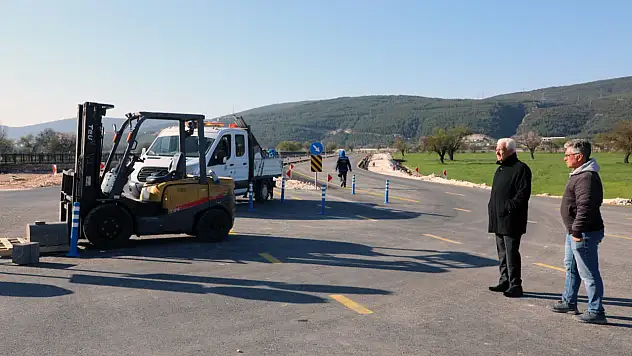 Devam eden yol çalışması tamamlanarak trafiğe açıldı