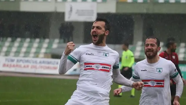 ERMAŞ MUĞLASPOR SARAYKÖYSPOR'U 5-1'LE GEÇTİ