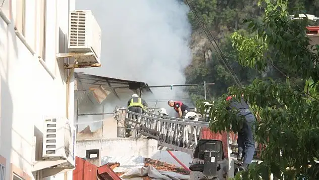 Evi Yaktıktan Sonra Kaçtığı İddia Ediliyor