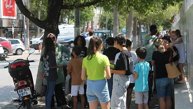 FETHİYE'DE DE BURSLULUK SINAVI HEYECANI YAŞANDI