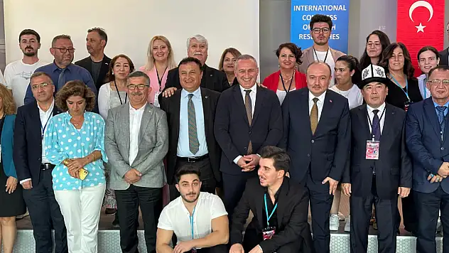 Fethiye'de gençlik buluşması: 6. uluslararası gençlik araştırmaları kongresi görkemli bir açılışla başladı