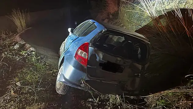 Fethiye'de Katrancı Kavşağı'nda Kaygan Yol Kazaya Neden Oldu