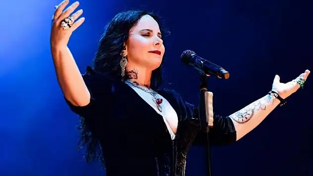 MİLYONFEST FETHİYE'DE ŞEBNEM FERAH COŞKUSU