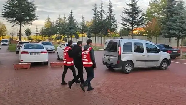 İş vaadiyle dolandırıcılık yapan şahıs tutuklandı