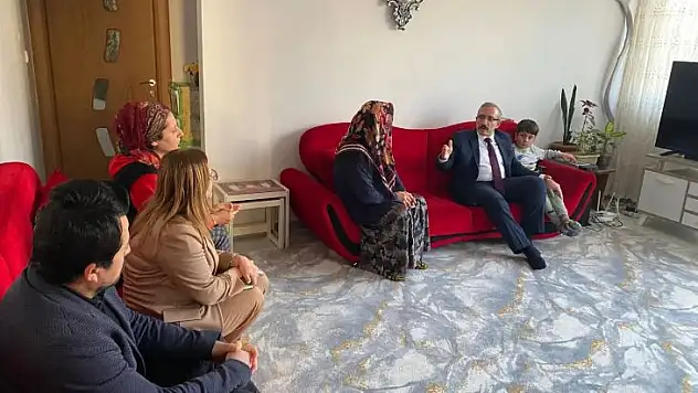 KAYMAKAM KARAMAN'DAN DEPREMZEDE AİLELERE ZİYARET