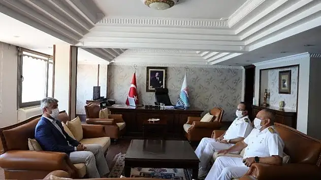 Komutanlardan Başkan Oktay'a ziyaret