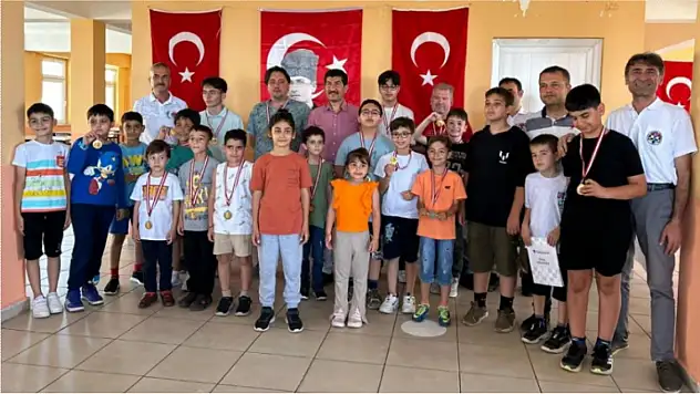 Köyceğiz'de Satranç Turnuvası sona erdi