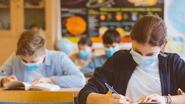 Liselerde sınavlar 3 Mayıs tarihine erteledi