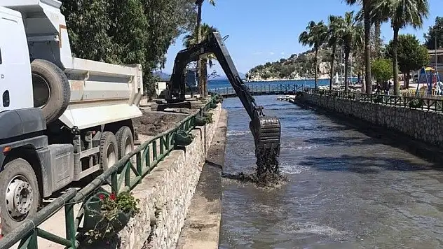 Marmaris Sümbül deresi temizleniyor