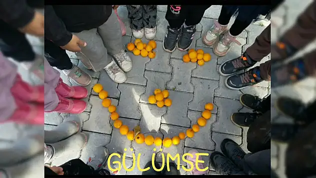 Miniklerden Örnek Davranış