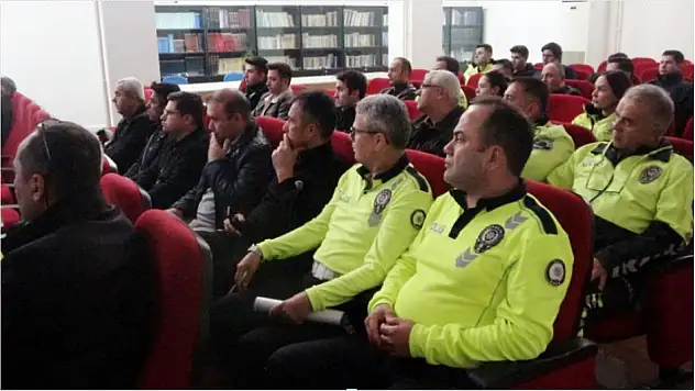 Muğla'da trafik polislerine eğitim