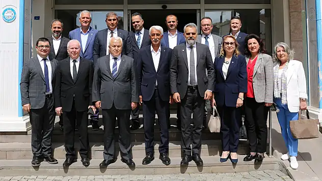 MUTSO Heyetinden Belediye Başkanlarına Ziyaret