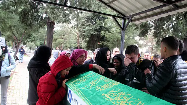 Selde hayatını kaybeden Yıldız'a gözyaşları arasında veda