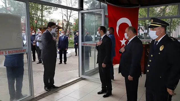 SEYDİKEMER'DE KAYMAKAM TEBRİKLERİ KABUL ETTİ