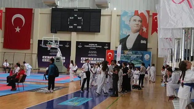 Sporfest Karate Şampiyonasına 350 sporcu kayıt yaptırdı