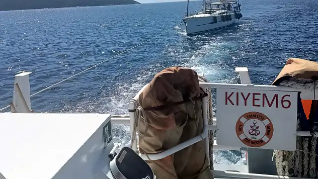 Sürüklenen Tekneyi KIYEM Ekipleri Kurtardı