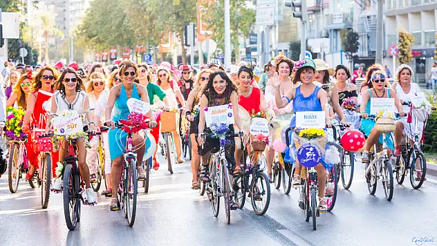 Süslü Kadınlar Bisiklet Turu Düzenlenecek