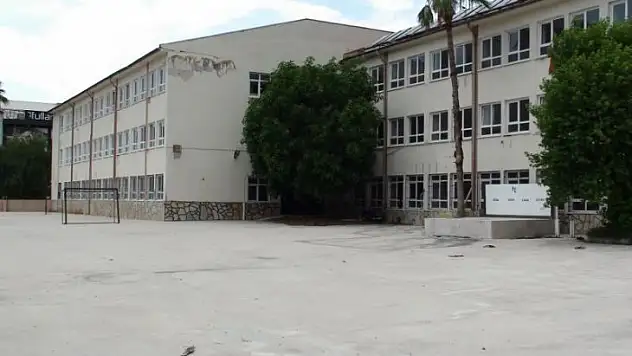 Üniversite hayali için sınava girecekler