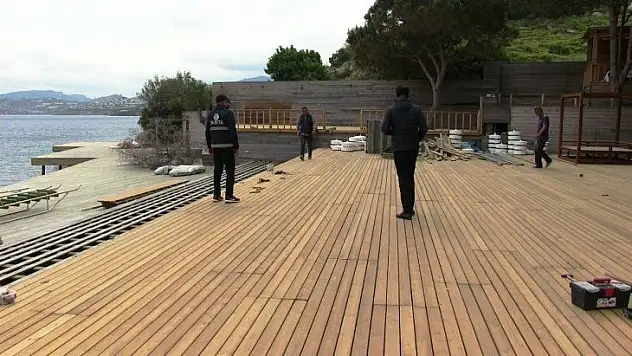 Ünlülerin beach'i yerle bir oldu