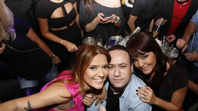 ÜNLÜLERİN DANIŞMANI BODRUM BELEDİYE BAŞKANLIĞINA ADAY