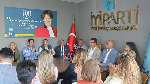 Vekil adayı Tosun, İYİ Parti Fethiye ilçe teşkilatını ziyaret etti