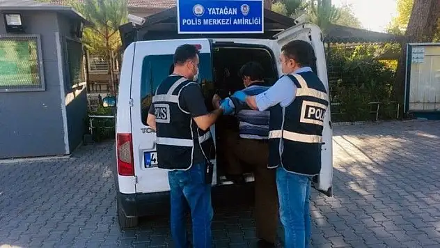 Yatağan'da araması bulunan üç kişi yakalandı