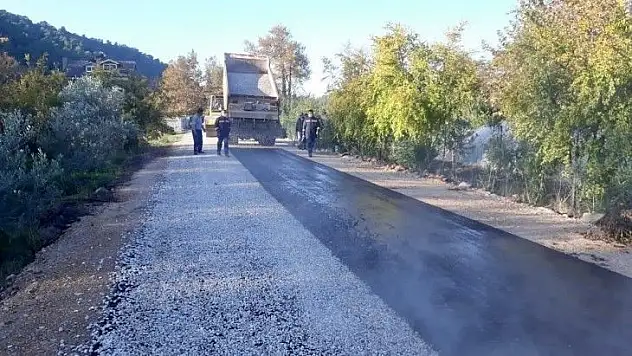 Yol çalışmalarında yoğun mesai