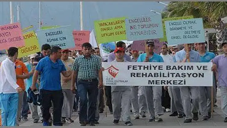 ENGELLİLER HAFTASINDA YÜRÜDÜLER