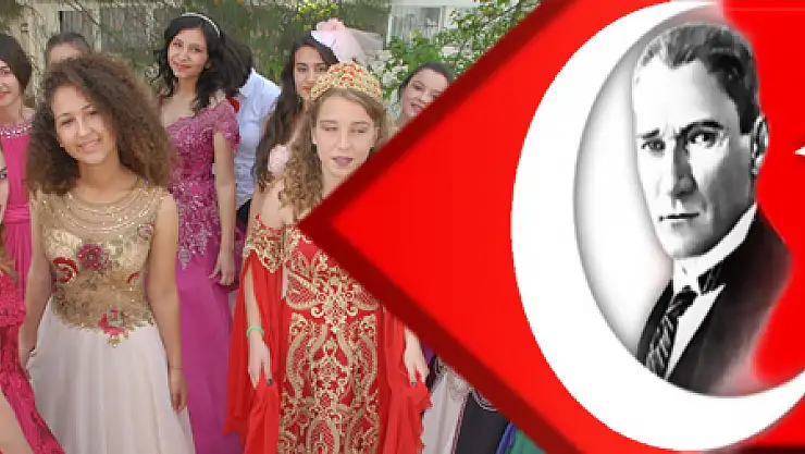 USTA MANKENLERE TAŞ ÇIKARTTILAR