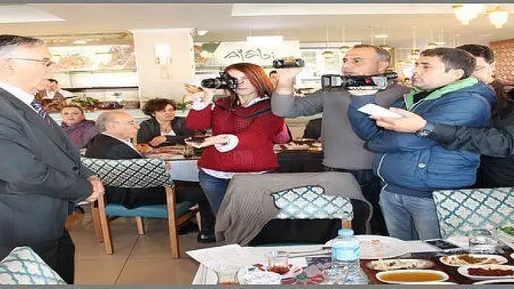 ARICAN 'FETHİYE BASINI ÇOK DİNAMİK'
