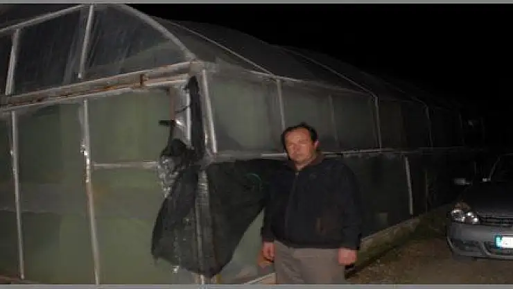 NAYLON SERALARI DONA KARŞI  KEÇE İLE KAPLAMAYA BAŞLADILAR