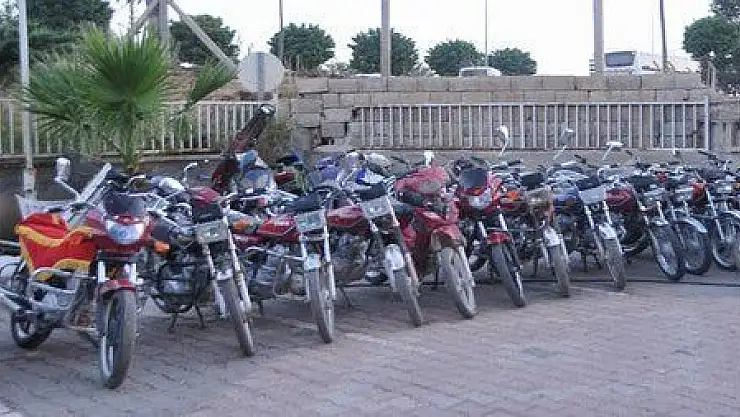 MARMARİS'TE MOTOSİKLET HIRSIZLARI YAKALANDI...