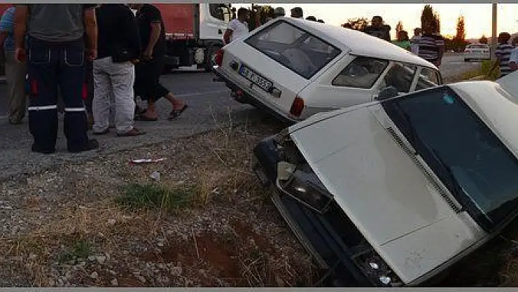 ZORLAR'DAKİ KAZADA 3 KİŞİ YARALANDI