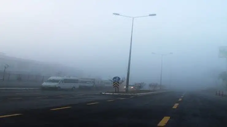 SİS ULAŞIMI AKSATTI...