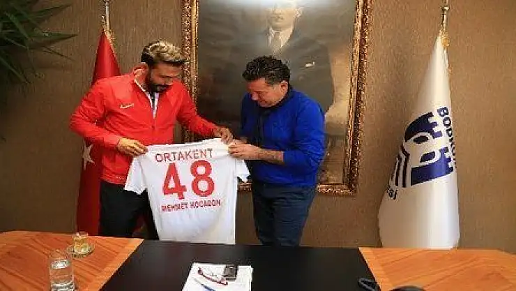 ORTAKENTSPOR BAŞKAN KOCADON'A FORMA HEDİYE ETTİ...