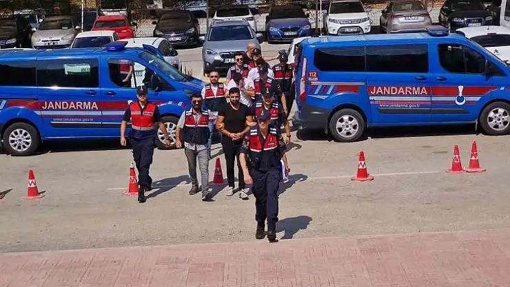 20 YAŞINDAKİ GENCİ KAN DAVASI YÜZÜNDEN ÖLDÜRMÜŞLER