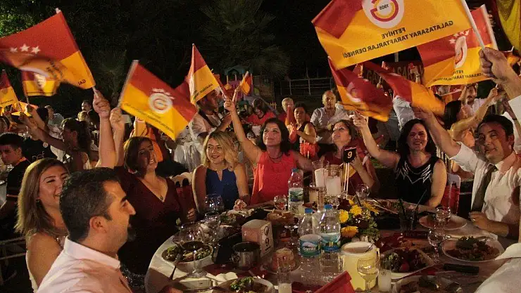 Fethiye'de şampiyonluk kutlandı