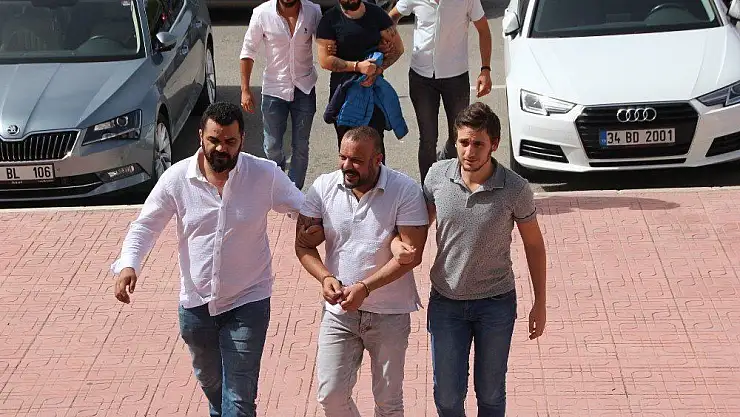 Kokainleri klozetten çıkardılar