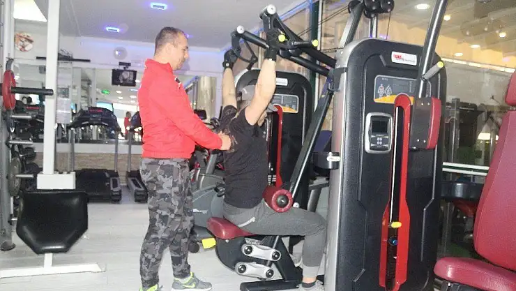 Bu dernek gençleri kötü alışkanlıklardan uzaklaştırıp sporla tanıştırıyor